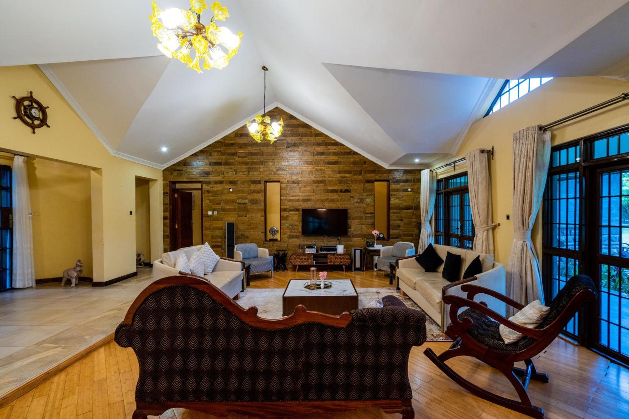 Ciala Resort Hotels In Kisumu Bagian luar foto