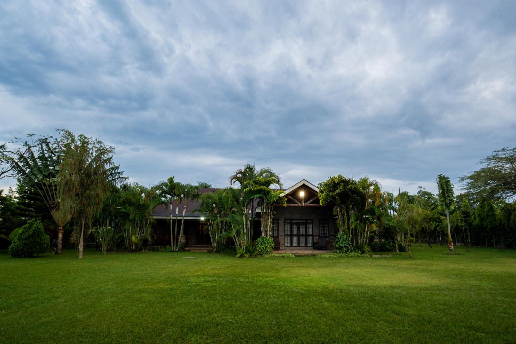 Ciala Resort Hotels In Kisumu Bagian luar foto