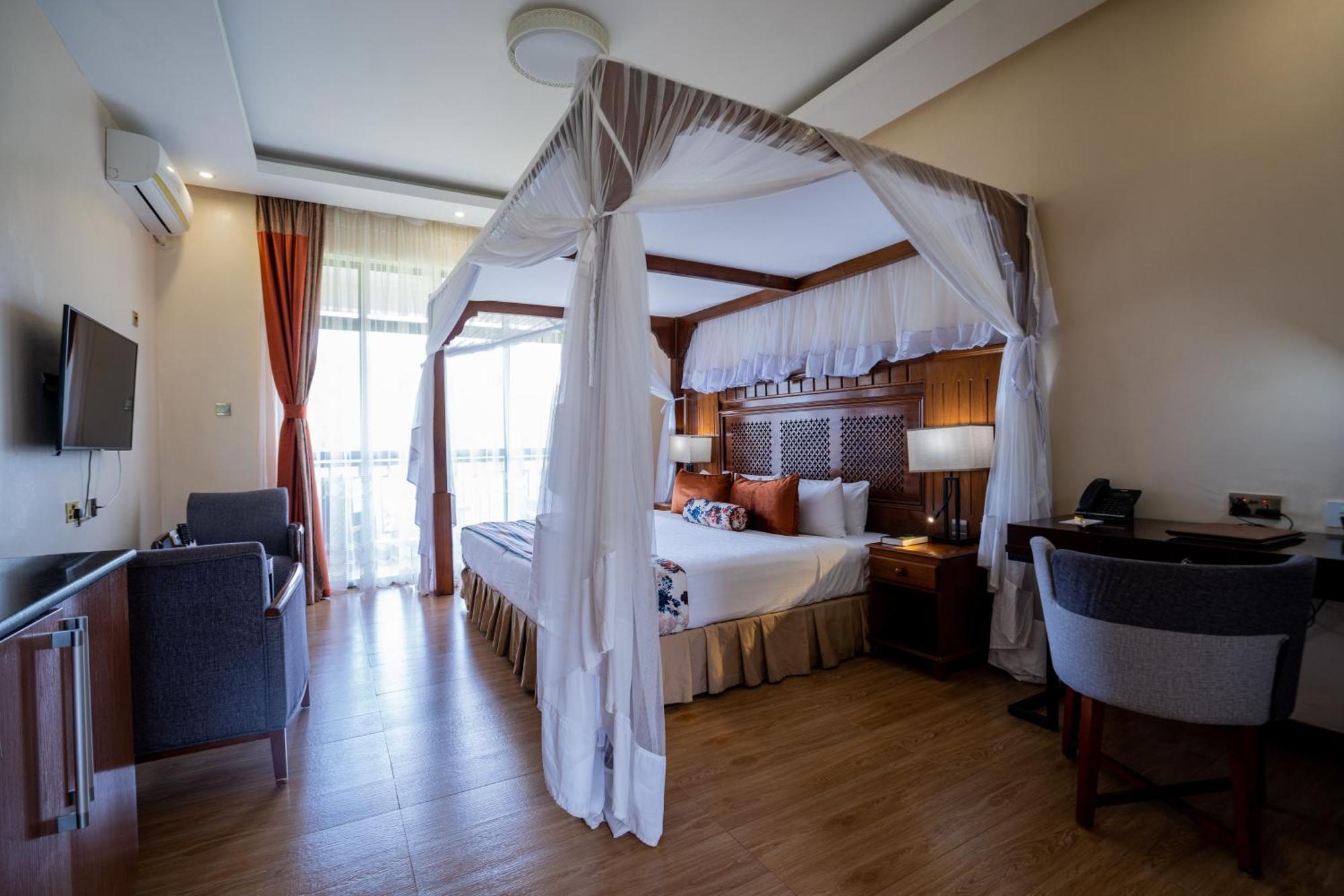 Ciala Resort Hotels In Kisumu Bagian luar foto