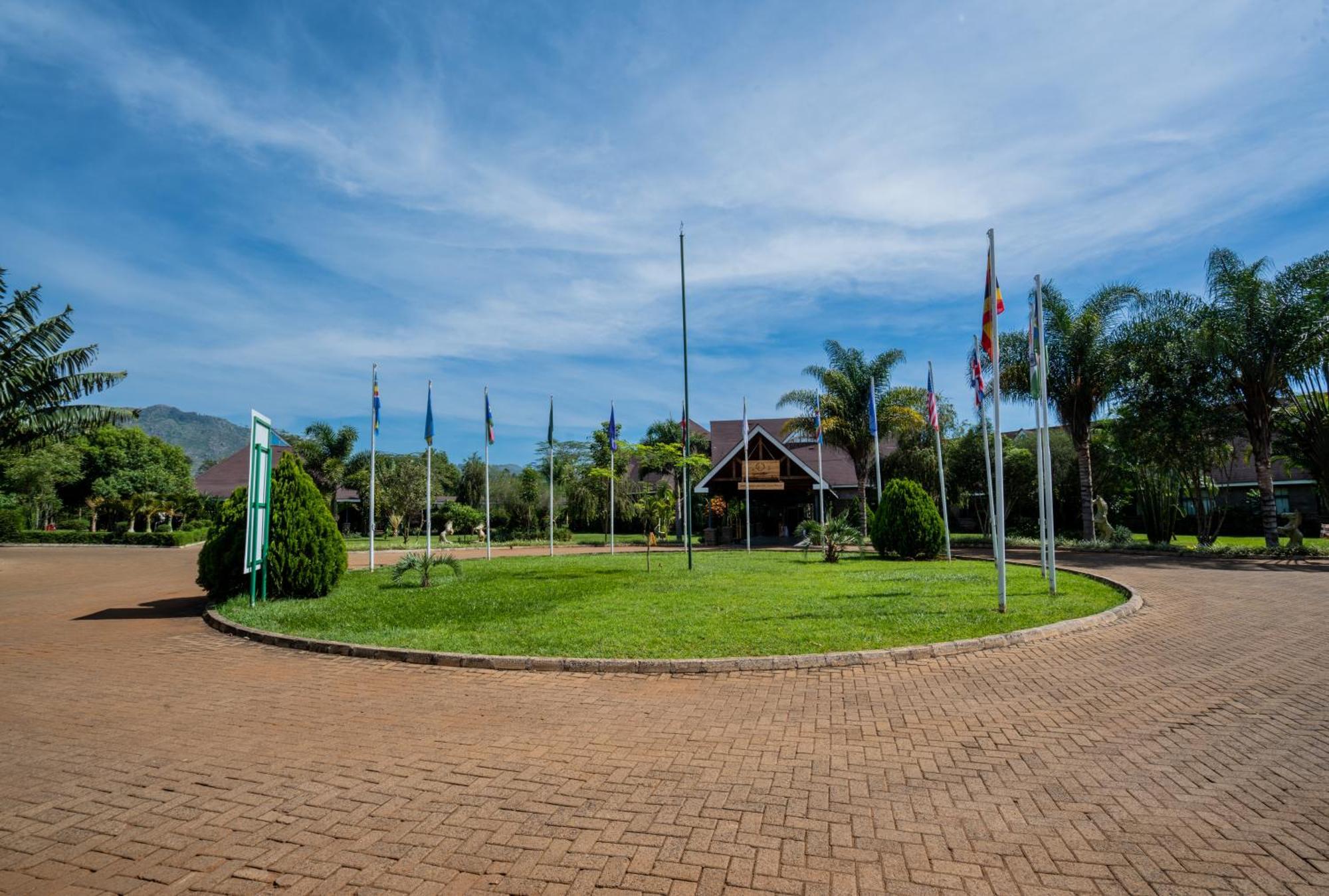 Ciala Resort Hotels In Kisumu Bagian luar foto